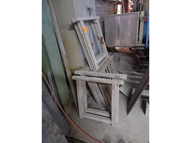 9x houten schraag - afbeelding 4 van  4