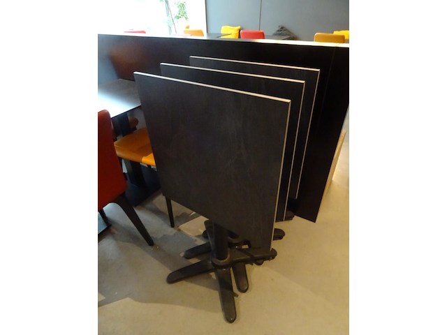 9x inklapbare terrastafel eurochair + 16x tuinstoel + parasol - afbeelding 13 van  15