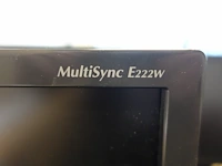 9x monitor nec mulitsync: 6x 22" e222w + 3x 23" e231w - afbeelding 3 van  5