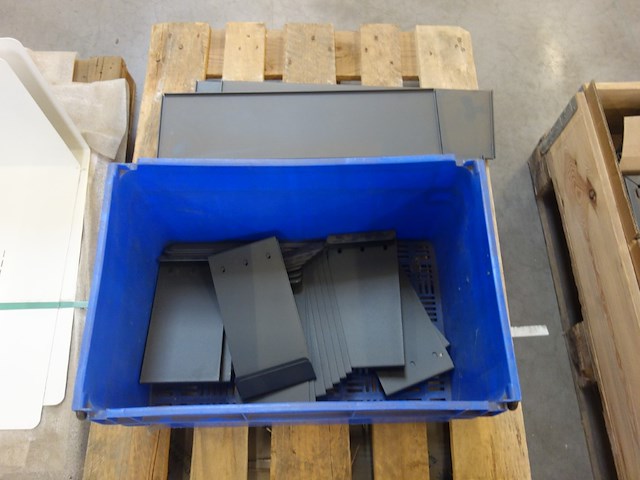 9x pallet diverse ijzerwaren - afbeelding 3 van  13