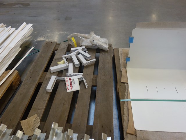 9x pallet diverse ijzerwaren - afbeelding 13 van  13