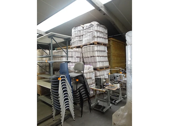 9x pallet garen wit - afbeelding 7 van  7
