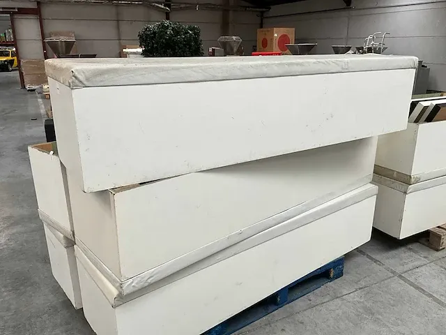 9x zitbank + 14x tafel - afbeelding 1 van  8