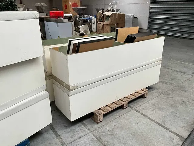 9x zitbank + 14x tafel - afbeelding 7 van  8