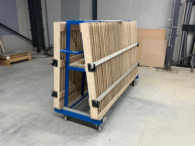 A bok rek overige magazijninventaris - afbeelding 7 van  9