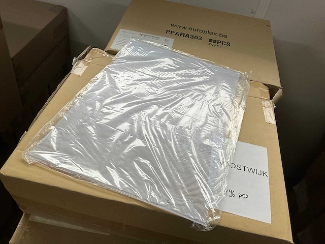 A3 gat gelamineerde poster set (496x) - afbeelding 1 van  5