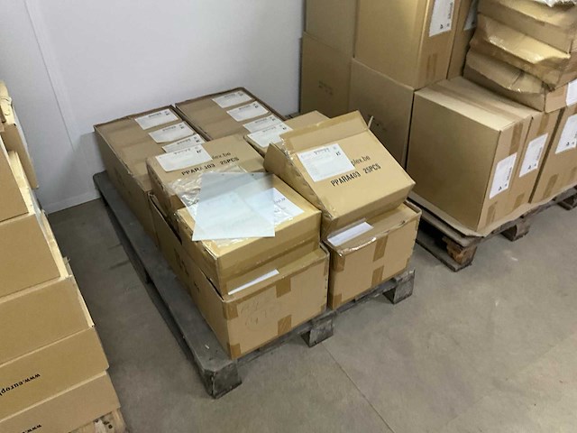 A4 gat gelamineerde poster set (499x) - afbeelding 4 van  4