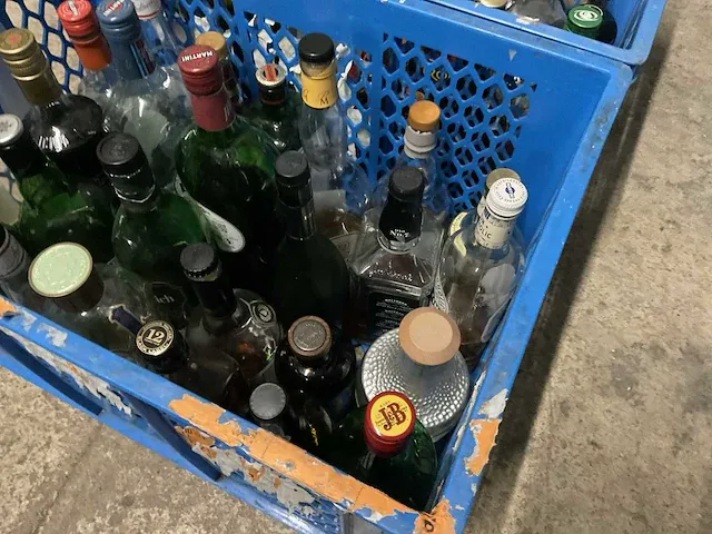 Aangebroken flessen sterke dranken en likeuren (50x) - afbeelding 2 van  6
