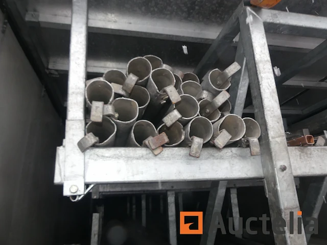 Aanhanger en partytent - afbeelding 10 van  50