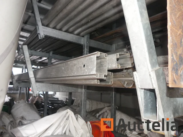 Aanhanger en partytent - afbeelding 14 van  50