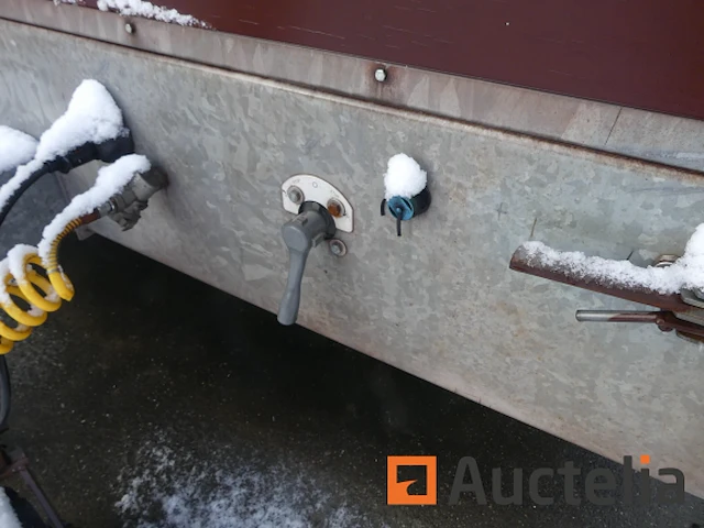 Aanhanger en partytent - afbeelding 39 van  50