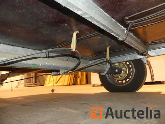 Aanhanger gesloten enkelassige warocquier 750 - afbeelding 17 van  25