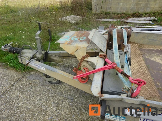 Aanhanger machinedrager, verkocht zonder inhoud, dubbele assen, williams, raamkozijnen sckd0000h0711058, 3500 kg, immat. qaef670, let op, geen documenten aan boord of aangifte van verlies. - afbeelding 2 van  8