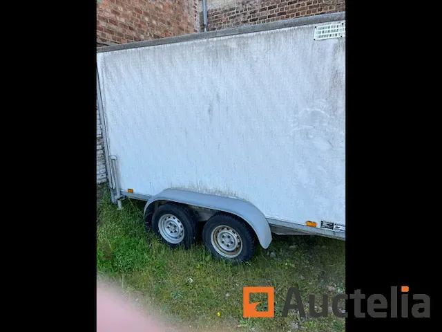 Aanhanger saris dubbelassige bestelwagen - afbeelding 1 van  9