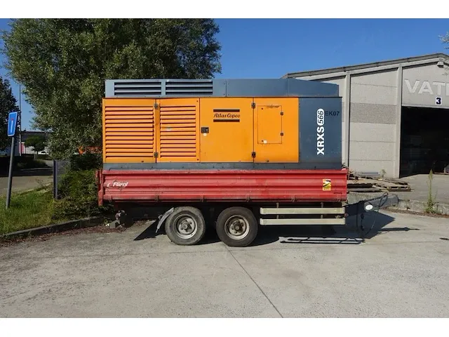 Aanhangwagen fliegl + compresso atlas copco - afbeelding 4 van  17