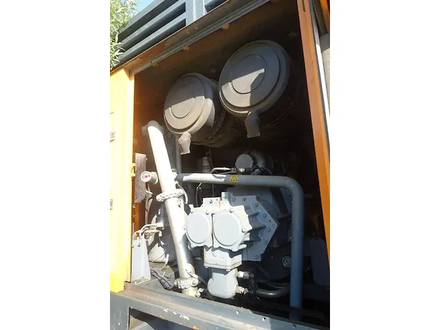 Aanhangwagen fliegl + compresso atlas copco - afbeelding 14 van  17