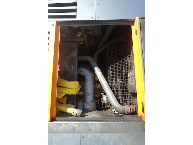 Aanhangwagen fliegl + compresso atlas copco - afbeelding 15 van  17