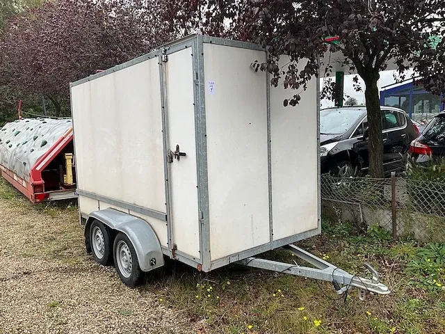 Aanhangwagen gesloten - afbeelding 1 van  5