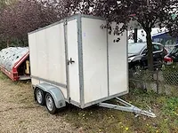 Aanhangwagen gesloten