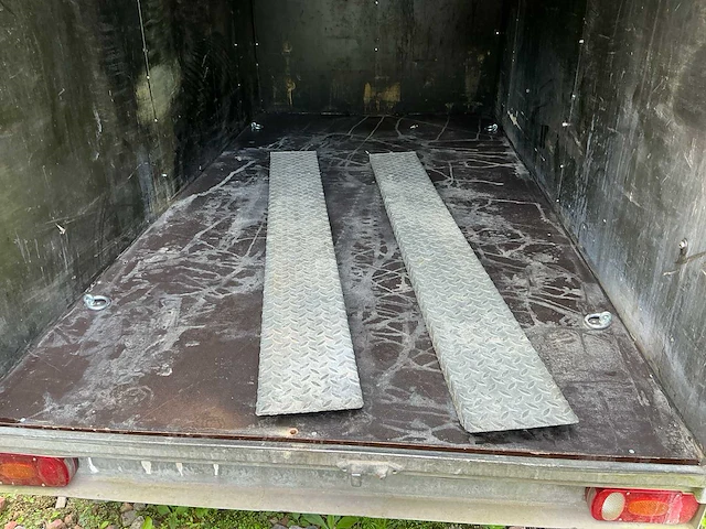Aanhangwagen gesloten - afbeelding 2 van  10