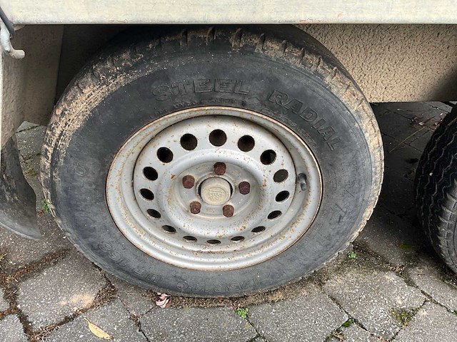 Aanhangwagen gesloten - afbeelding 15 van  26