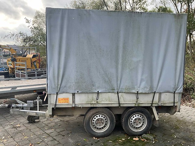 Aanhangwagen gesloten - afbeelding 12 van  26
