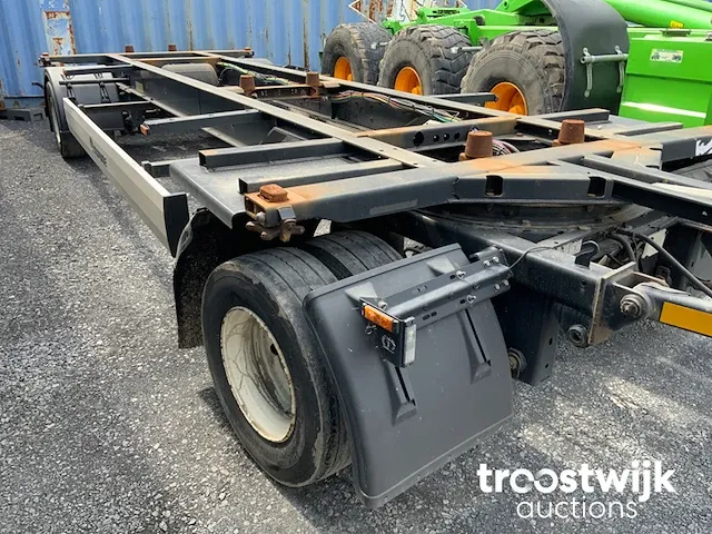 Aanhangwagen met containerchassis - afbeelding 9 van  15