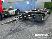 Aanhangwagen met containerchassis