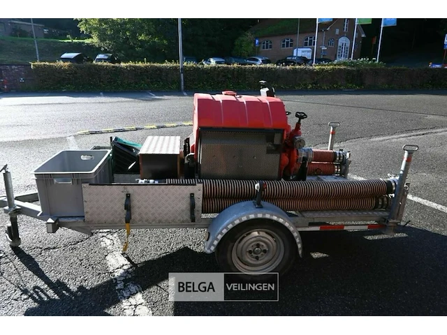 Aanhangwagen met waterpompinstallatie - afbeelding 6 van  8