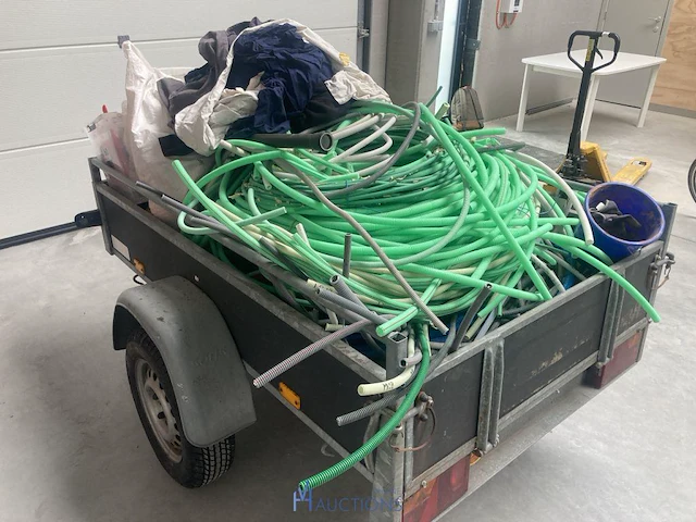 Aanhangwagen saris - afbeelding 9 van  9