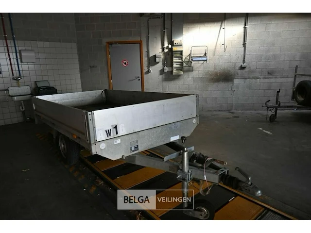 Aanhangwagen, saris - afbeelding 1 van  10