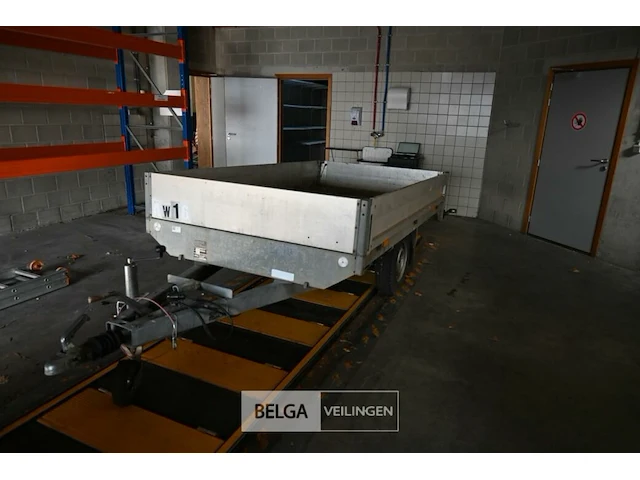 Aanhangwagen, saris - afbeelding 3 van  10