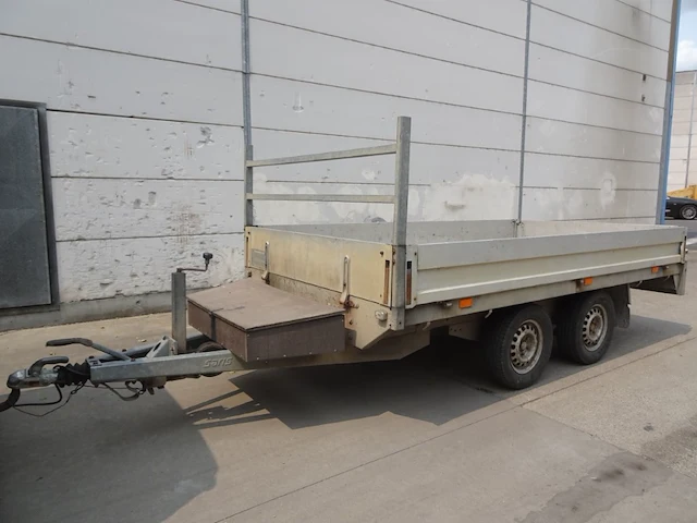 Aanhangwagen saris - afbeelding 2 van  6