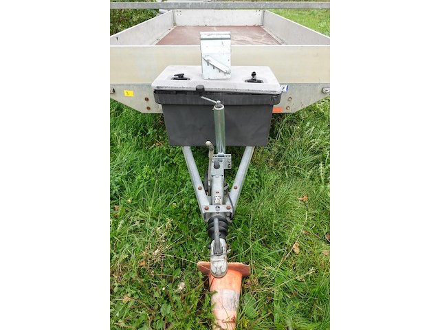 Aanhangwagen saris - afbeelding 3 van  7