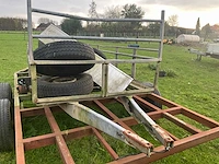 Aanhangwagen saris - afbeelding 5 van  12