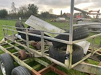 Aanhangwagen saris - afbeelding 7 van  12
