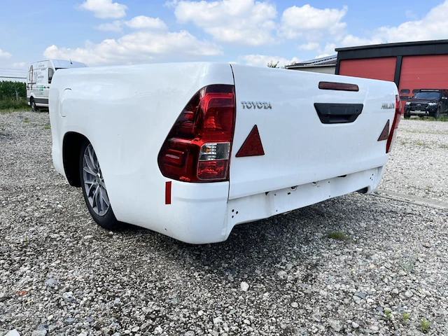 Aanhangwagen " toyota hilux" - afbeelding 5 van  9