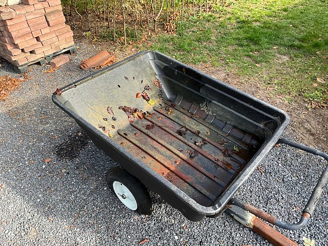 Aanhangwagen voor zitmaaier - afbeelding 4 van  7