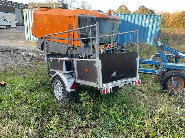 Aanhangwagen - afbeelding 3 van  5