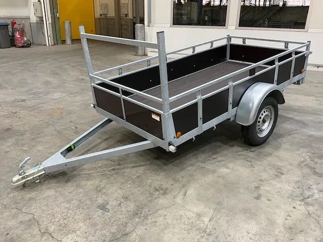 Aanhangwagen - afbeelding 1 van  11