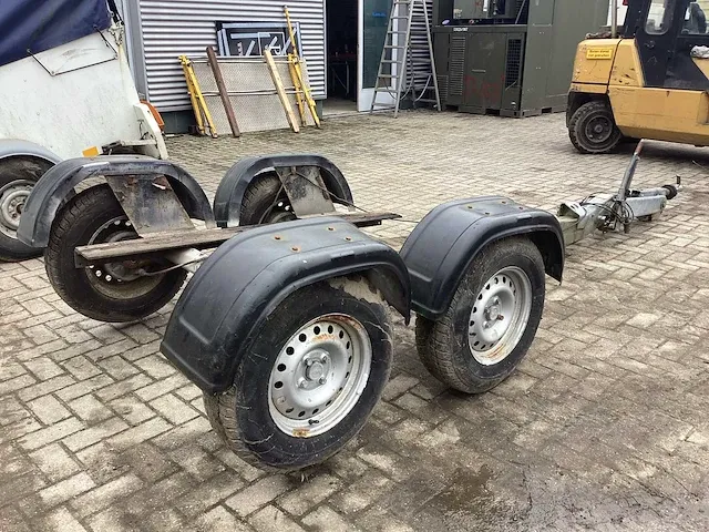Aanhangwagen - afbeelding 4 van  5