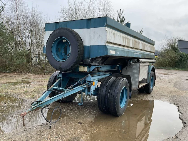 Aanhangwagen - afbeelding 2 van  8