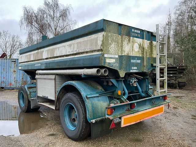 Aanhangwagen - afbeelding 3 van  8
