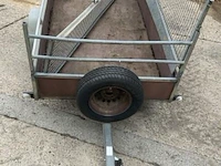 Aanhangwagen - afbeelding 2 van  3