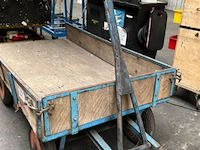 Aanhangwagen - afbeelding 2 van  4