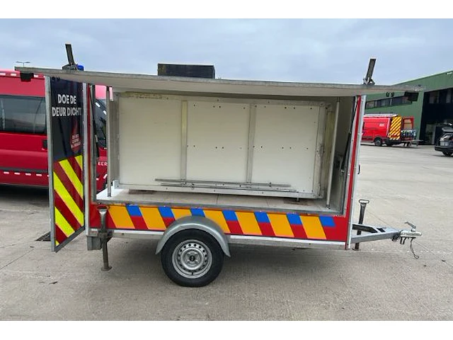 Aanhangwagen - afbeelding 5 van  14