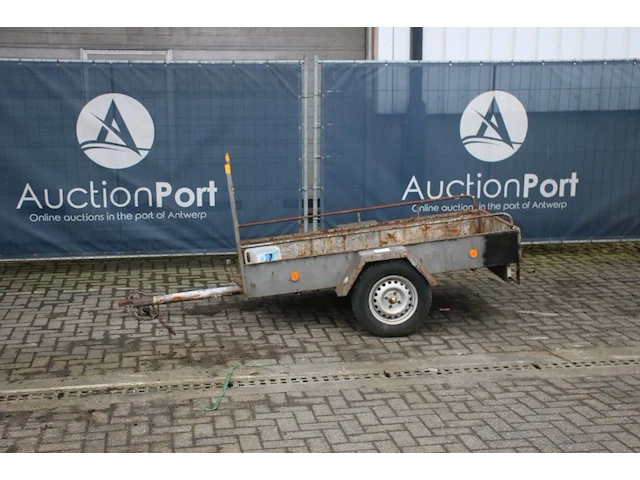 Aanhangwagen - afbeelding 1 van  1