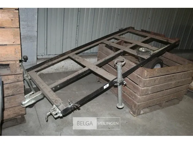 Aanhangwagen - afbeelding 1 van  4