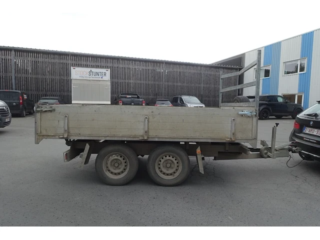 Aanhangwagen - afbeelding 2 van  4