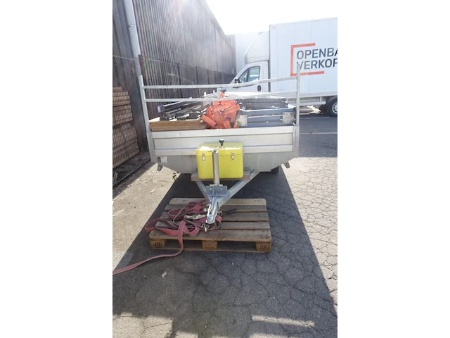 Aanhangwagen - afbeelding 2 van  7